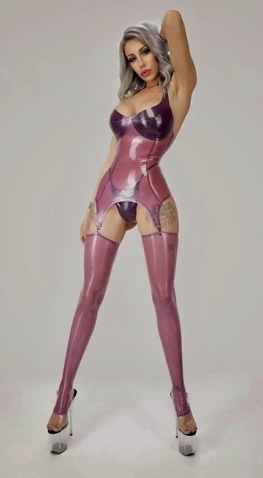 latexsissybitch:latexsuperfan:😍😍😍