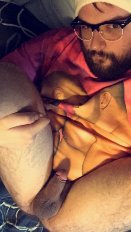 gay-slowpoke:  Oh hi. It’s those nudes I mentioned. I apologize for those of you who…don’t need this 