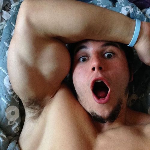 dominantsuperiorstud:  He didn’t realize it would feel so good.