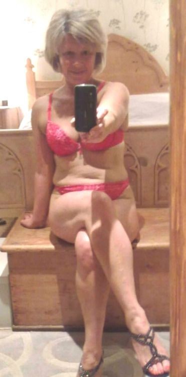 Beautiful Mature Amateurs