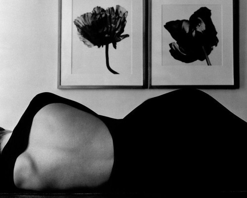 l-ame-a-fleur-de-peau:  Christy   Turlington  photographed by Nathaniel Goldberg 