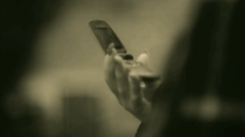 zaynsgrammys:  adele been gone so long she doesnt even have an iphone smh     