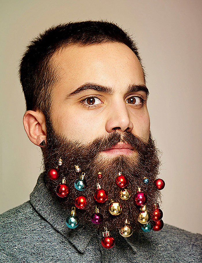 foodffs:  Beard Baubles Will Turn Your Beard Into A Christmas Tree Really nice recipes.