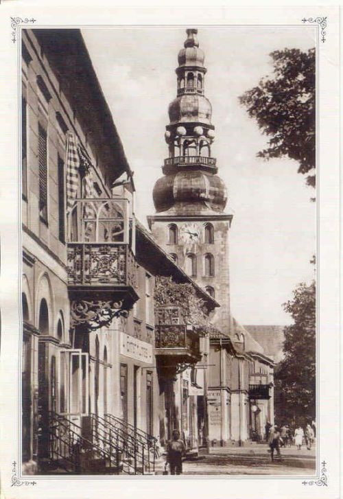 Deutsche Ordens Kirche (Tilsit, East Prussia, 1924).  With its spireresting on eight orbs, it was so