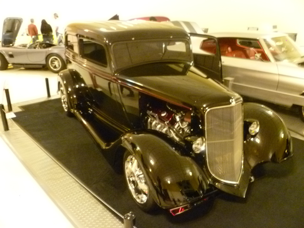 mattthegearhead:  Take a close look at that valve cover. If you can’t read it,