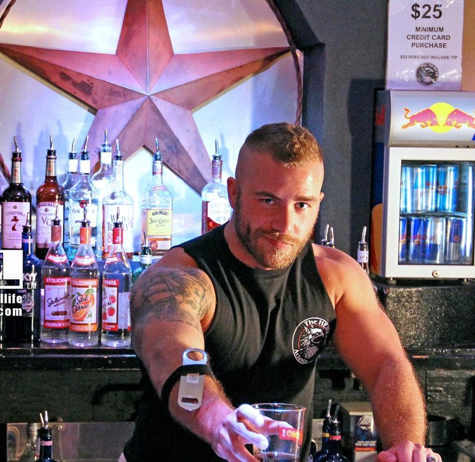 jackingymboy:  dropdeadfag:  POUR ME YOUR OLDEST WHISKY, TAKE ME TO THE BACK AND
