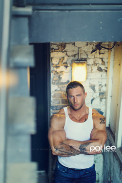 Shredded2Thecore:  Kevin James | Pat Lee Photography