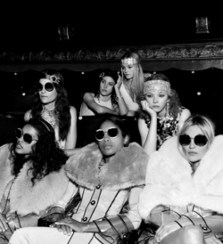 le-monde-sans-couleur:  Missy Rayder, Eliza Cummings, Jean Campbell, Lily Nova, Jasmine Daniels, Naomie Harris &amp; Kate Moss for Miu Miu F/W 2017Ph. by Alasdair McLellan