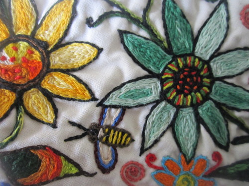 Details from the table runner I’m currently embroidering, Pt. 4