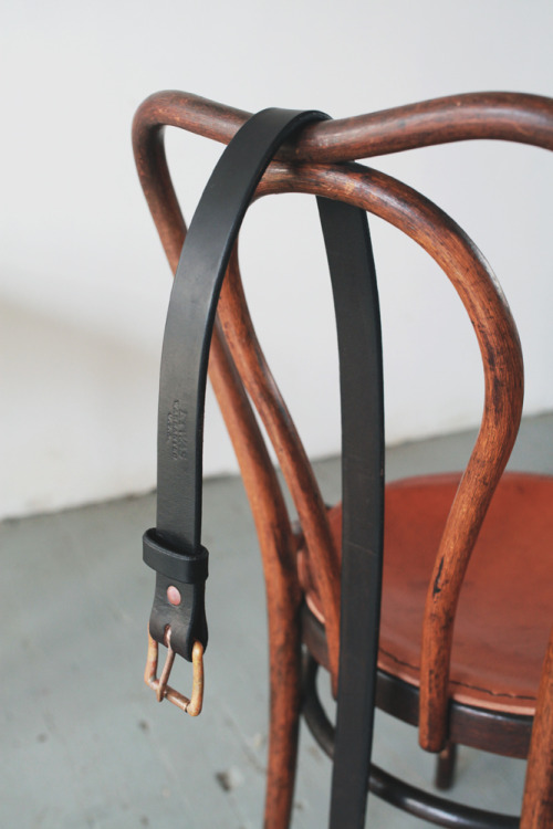 spankingnl:  The simple leather belt…there are plenty to be found in most households. They’re innocu