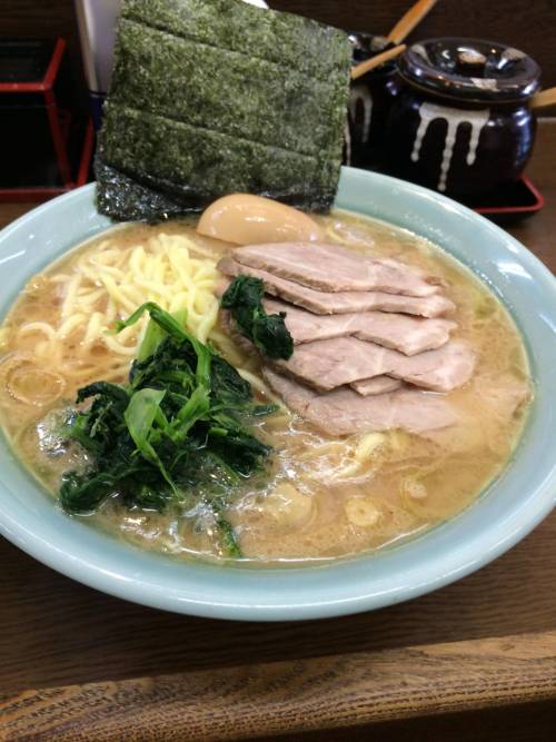 ラーメンにわかの俺が食ってきたラーメンの画像フォルダを淡々と解放するスレ池袋 無敵屋上星川 寿々喜家沖縄の国際通りで食った奴横浜 壱八家本厚木 オハナ新大津あたりのどっかで食べたやつ屏風浦 壱六家・磯