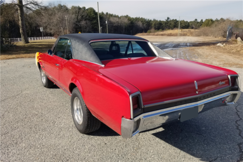 1967 Oldsmobile Cutlass Custom