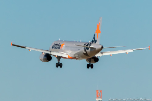 Jetstar A320 landing at ChristchurchType: Airbus A320-232Registration: VH-VFKLocation: Christchurch 