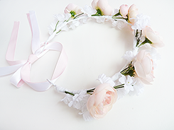 dolldear:  ♡ new flower crown available for purchase ♡ 