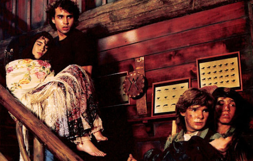 vixensandmonsters:  The Lost Boys (1987) dir. Joel Schumacher 
