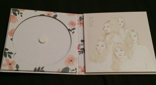 Hiatus Red Velvet S Ice Cream Cake The 1st Mini Album