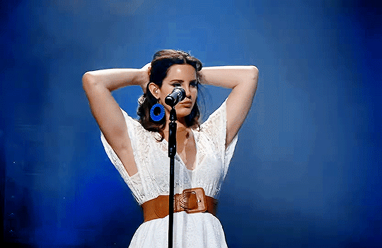 myellenficent:  Lana Del Rey - Off to the Races (Bell Centre, Montreal 6/4/2015)