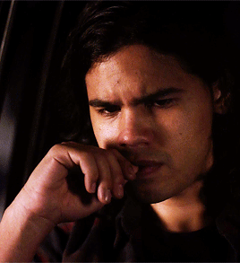 dailycisco:  flash rewatch ϟ favorite acting moments (3/?) And he killed 14 officers.