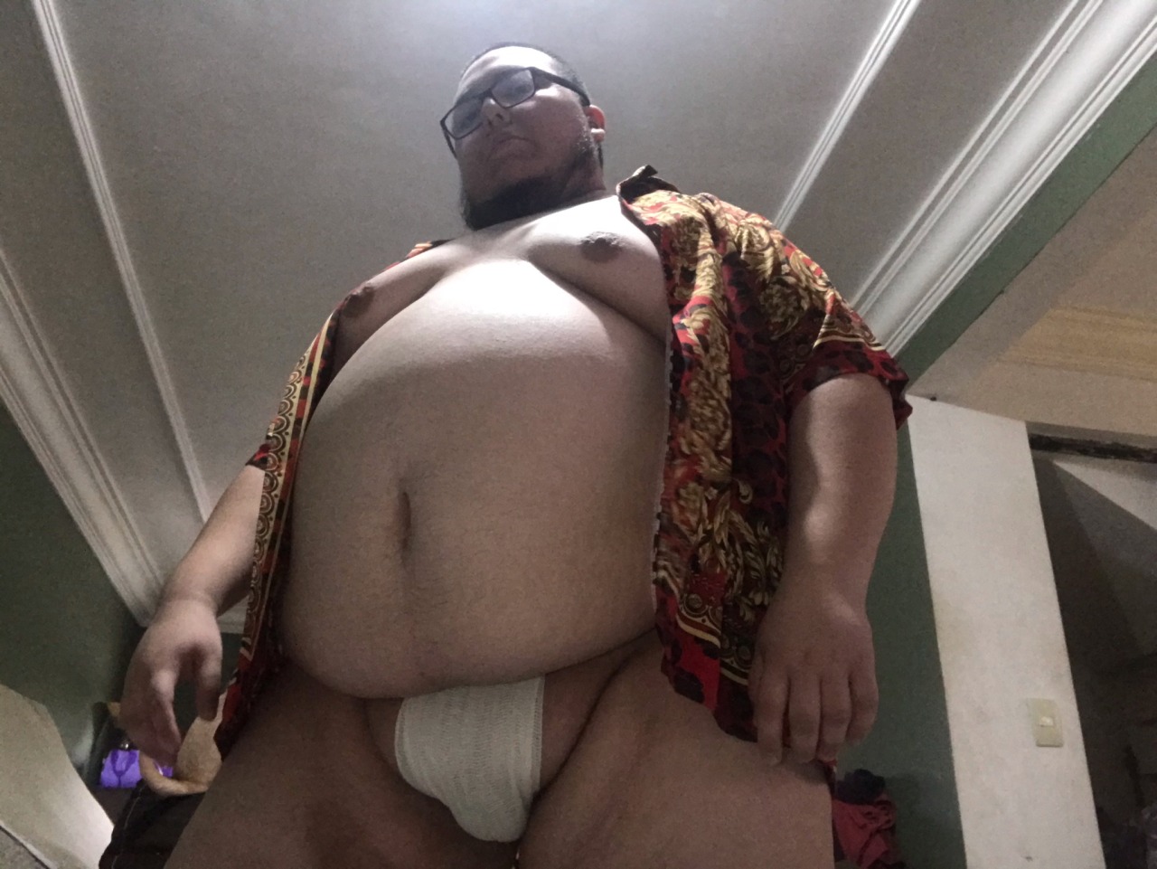 XXX hugthecub:Hi again.Let’s see how to use photo