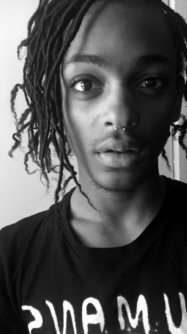 sickteenageminds:  happy sunday  Your so dam gorgeous