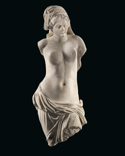 ganymedesrocks:A Venus Pontia-Euploia, Roman Marble, circa 1st Century AD.  This version of the godd