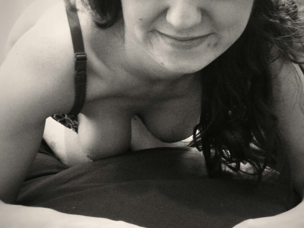 share-your-boobs:  10 pic spreader..enjoy, re blog share, jizz on it, what ever takes