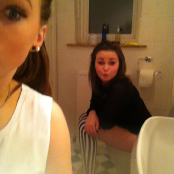 dimitrivegas:  Pooping girls stinking up the bathroom on the toilet