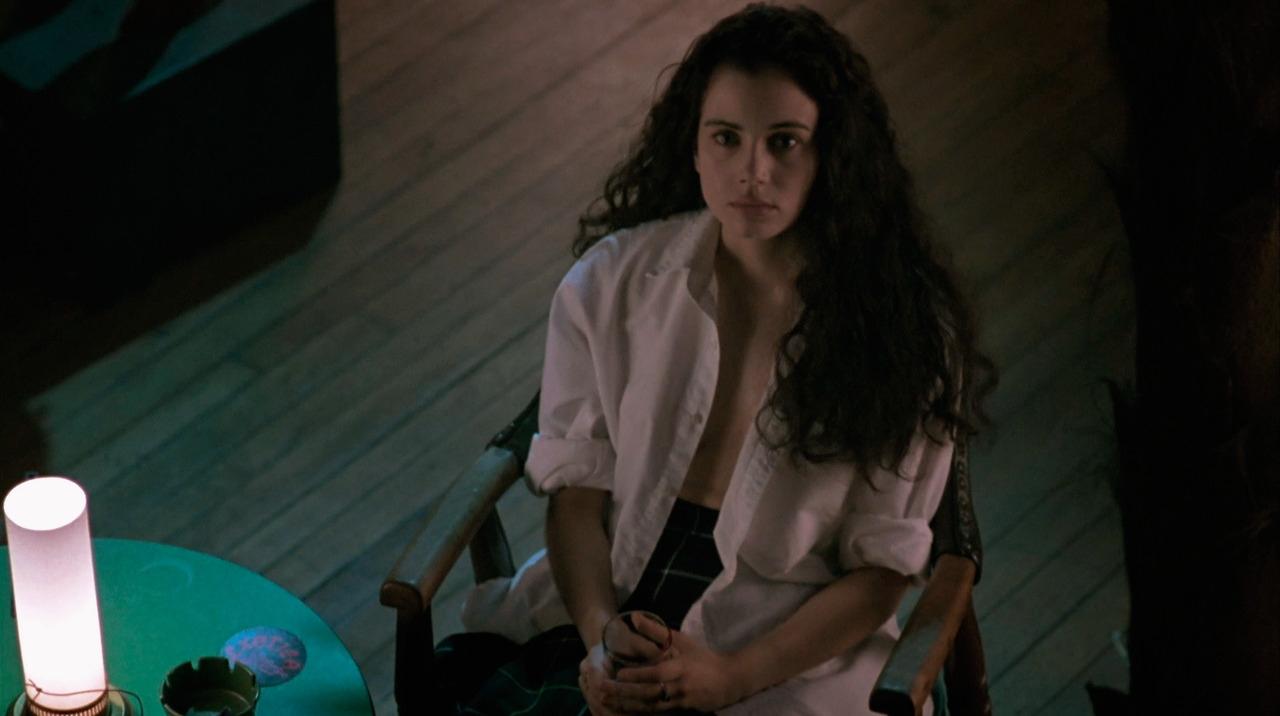 crazystupidgosling:exotica (atom egoyan, 1994)