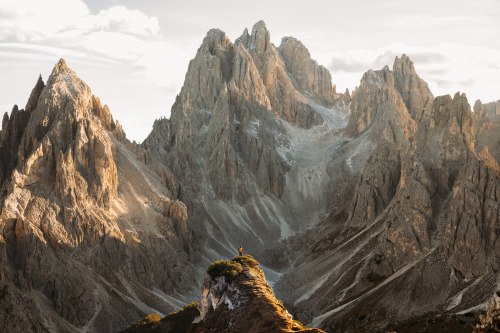 Hiking the Tre Cime di Lavaredo in the Italian Dolomites.