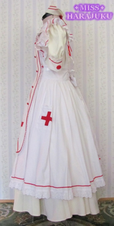 happyun-birthday:  miss-harajuku:  Milky Ange ✩ Nurse Maid Halfrida Set Looking for a frilly costume for Halloween this year?  Miss Harajuku now has a nurse set from the Japanese cosplay and lolita indie brand, Milky Ange.  This is one of their classic