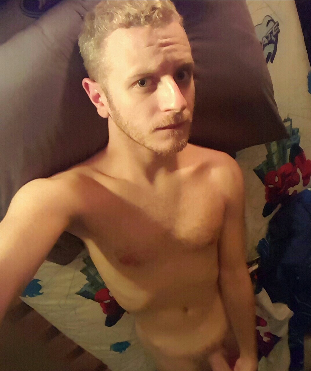succulentcitrus:Feeling slutty, feat. my spiderman bedding