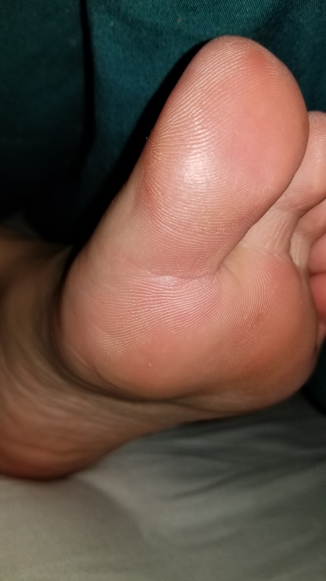 4allth3marbl3s:  A little foot fun