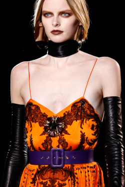 pinerosolanno:  Givenchy FALL 2012 READY-TO-WEAR  