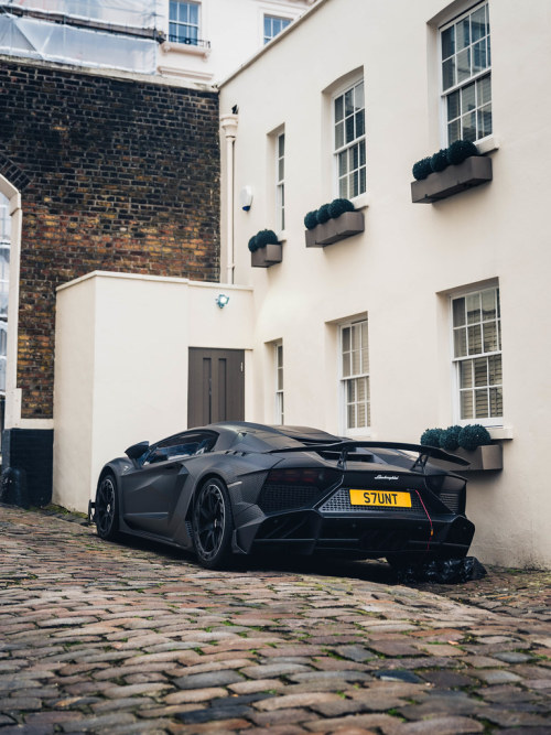 wrooom:Good Old Car Spotting “Mansory JS1 - Lamborghini Aventador”By Mattia Manzini