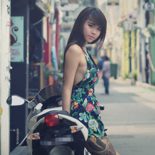 sgschoolgirls:  Braless SG “model” Felicia Yeo 