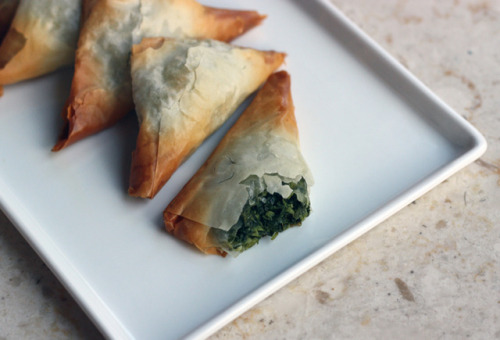 foodffs: Spanakotiropitakia – Spinach Feta Phyllo Triangles Follow for recipes Get your FoodFfs stuff here 