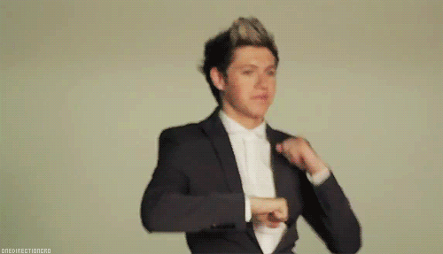 Aloha! — NIALL HORAN GIF HUNT.