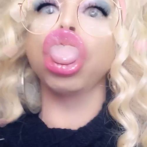 onlyfans.com/bimbogiga666 bimbolips do bimbothings #bimbotraining #bbc #sissyhypno #hypno #bimbotran