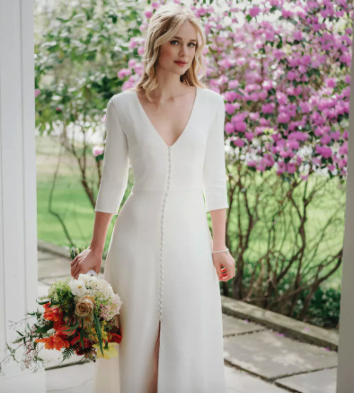 ELIZABETH LAIL photographed on her wedding day by Forged in the North 