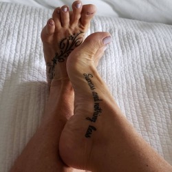 footman34:#footfetish #footfetishnation #footworship #footsmother