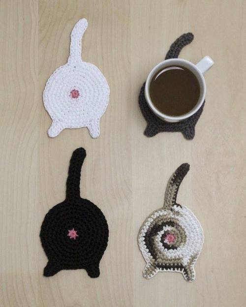 mimi-the-cat: lillim00: I was on facebook and these ridiculous little coasters popped up on my newfe