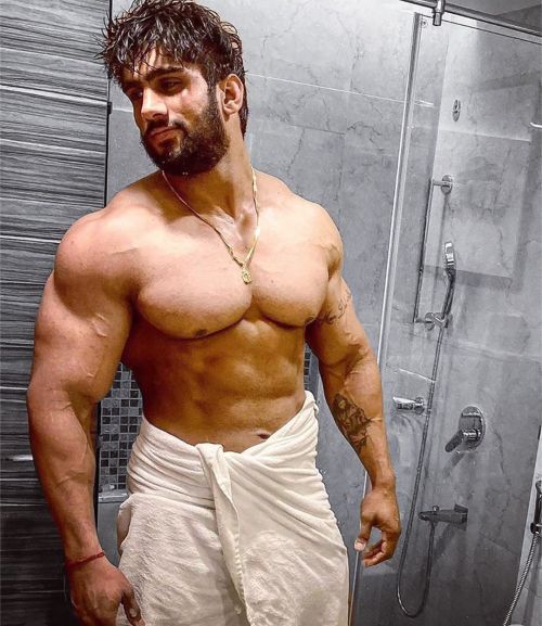 alphamanhood:  He is your mother’s new boyfriend who is just 24 year old, younger and more masculine than you. He fucks your mom day and night in your’s father bed, and bad news for you is, your mom going to be his child mother soon.   we’re