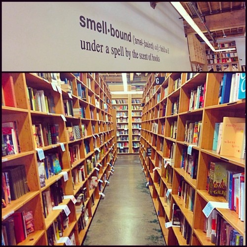 I’ve found nirvana it’s name is #Powells #cityofbooks #portland #books #smellbound (at Powell’s City of Books)