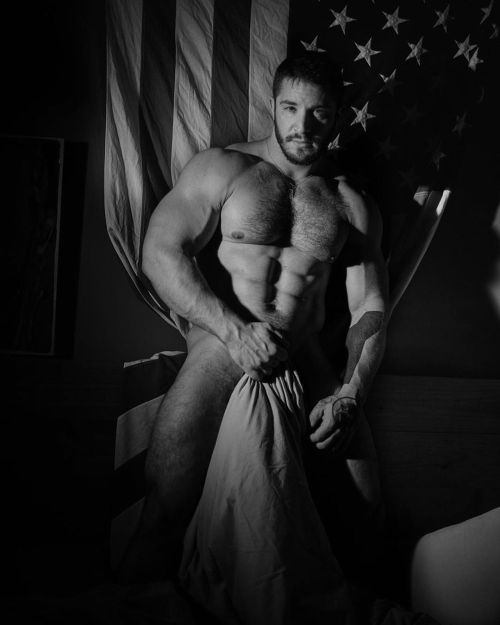 ultra-masculine:  Steve Raider (@steve_raider on IG)