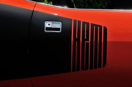 xmanusa: theoldiebutgoodie: 1971 Plymouth ‘Cuda Hemi Bad azzzzzz Cuda!!!!