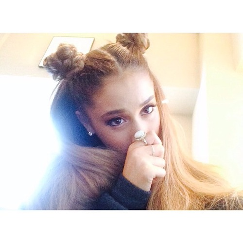 Daily Ariana Grande