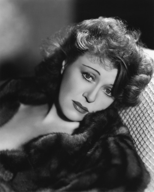 bellalagosa: Ruth Chatterton Born: December