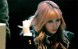 mohiraimo: Momo in Heechul x Min Kyung-Hoon’s “Sweet Dream” MV