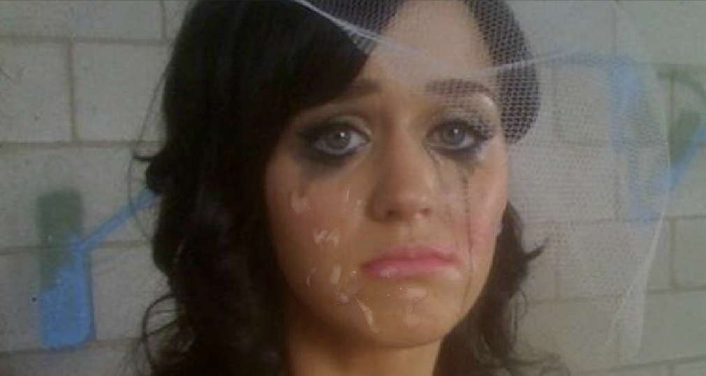 (via facial fakes) 