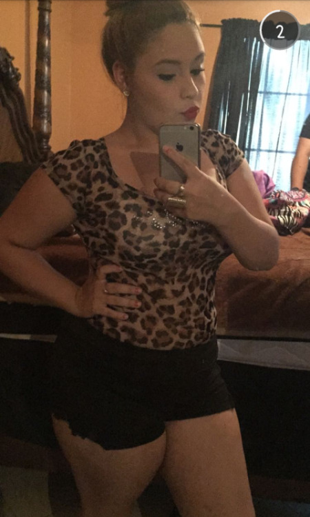 leoloveslatinas:  ♥leoloveslatinas♥